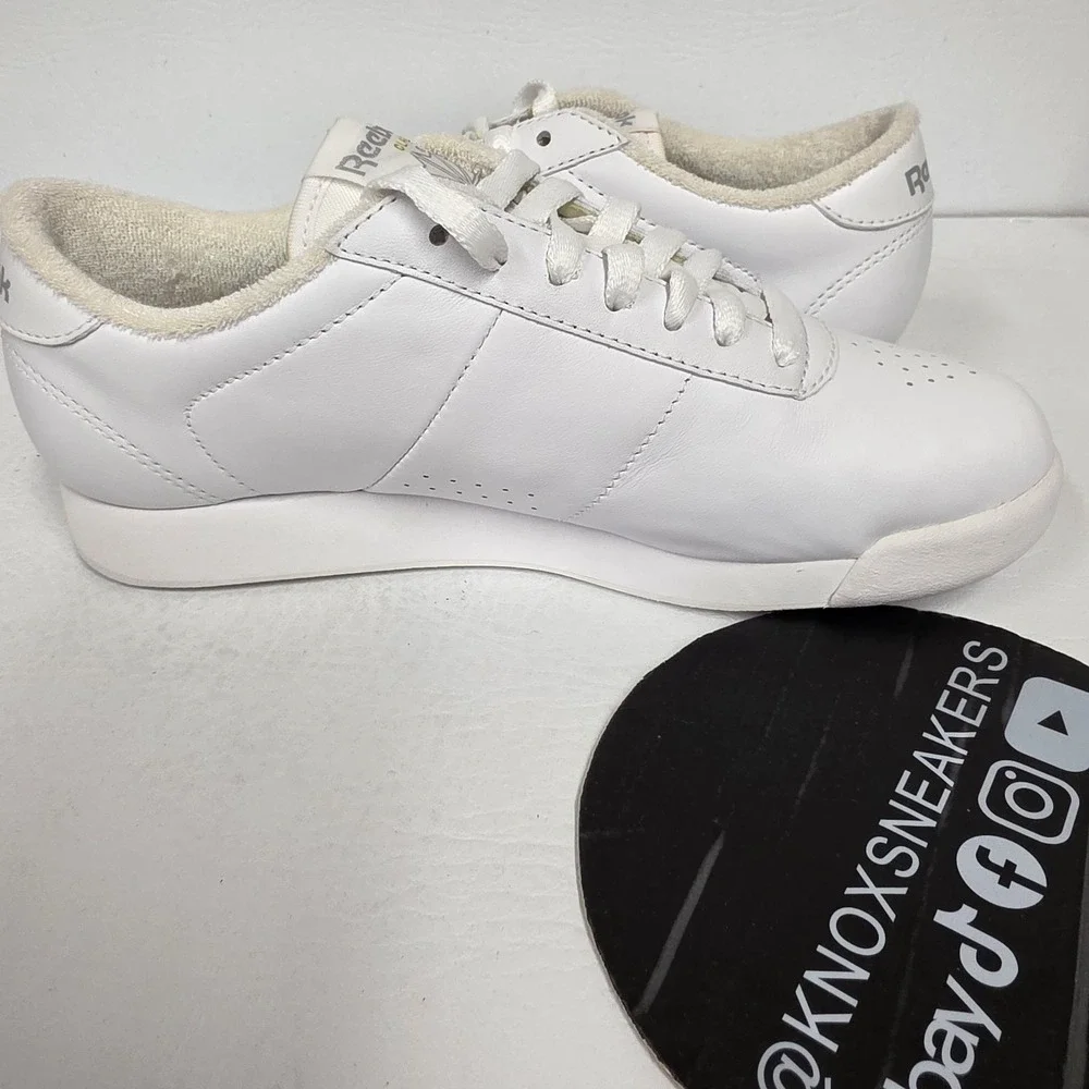 Reebok Princess Classic White Leather Sneakers Womens Size 6 2-1475